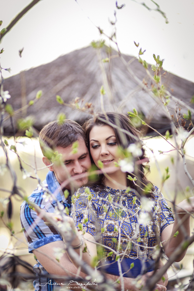 Предсвадебная фотосессия Love Story Сергей и Зоя. Один прекрасный день. Г.Бишкек. Фотограф Вихарева Алена.