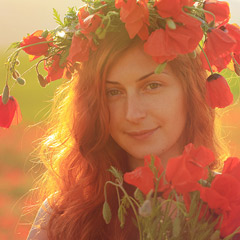 Фотосессия в маках. Бишкек. Фотограф Алена Вихарева.